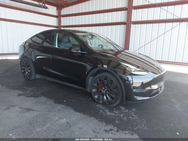 Tesla Model Y Performance Dual Motor All-wheel Drive 2022 7SAYGDEF0NF548949 zdjęcie główne