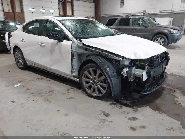 Aukcja sprzedaży 2023 Mazda Mazda3 2.5 S Preferred, vin: 3MZBPACM5PM381261, numer aukcji: 45522088