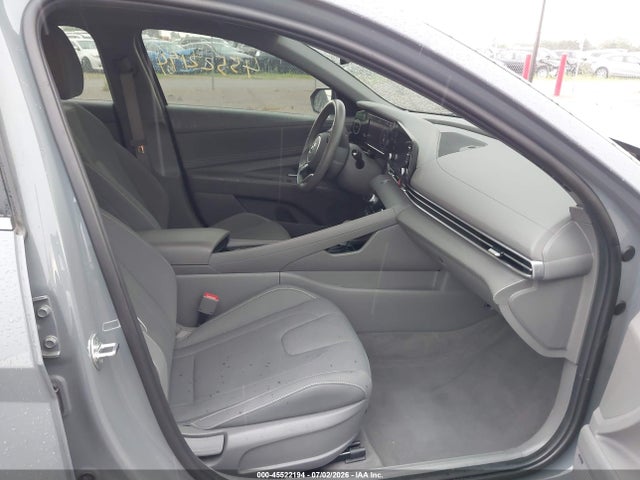 KMHLN4AG3NU339607 Hyundai ELANTRA SEL