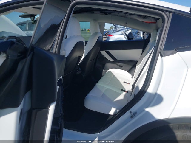 Продажа на аукционе авто 2021 Tesla Model Y Long Range Dual Motor All-wheel Drive, vin: 5YJYGDEE0MF299023, номер лота: 45522246