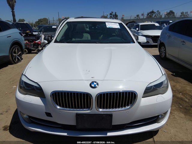 2013 Bmw 528i მანქანა იყიდება აუქციონზე, vin: WBAXG5C56DD233083, აუქციონის ნომერი: 45522257