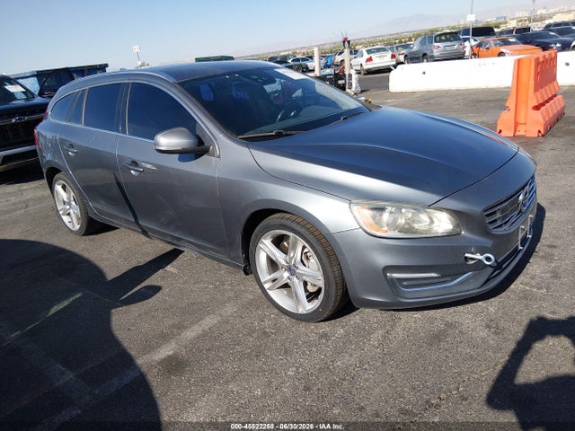 2016 YV1612SK7G1310226 main image