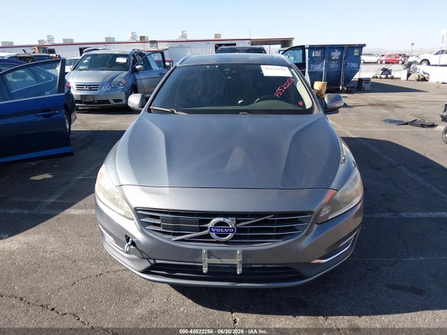 YV1612SK7G1310226 Volvo V60 T5 Premier