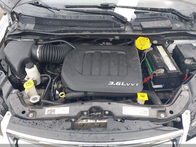 2016 Chrysler Town & Country Touring მანქანა იყიდება აუქციონზე, vin: 2C4RC1BG5GR229336, აუქციონის ნომერი: 45522297