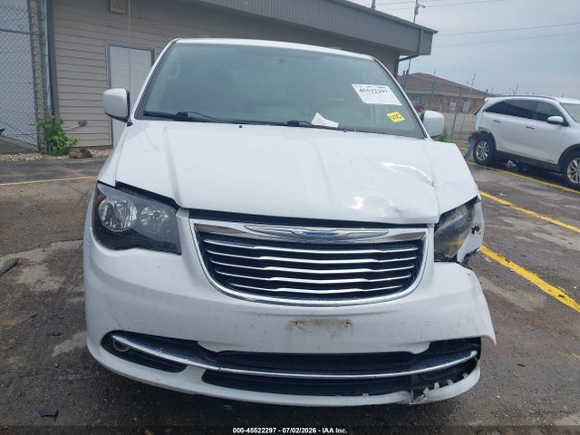 2016 Chrysler Town & Country Touring მანქანა იყიდება აუქციონზე, vin: 2C4RC1BG5GR229336, აუქციონის ნომერი: 45522297