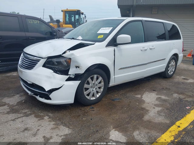 2016 Chrysler Town & Country Touring მანქანა იყიდება აუქციონზე, vin: 2C4RC1BG5GR229336, აუქციონის ნომერი: 45522297