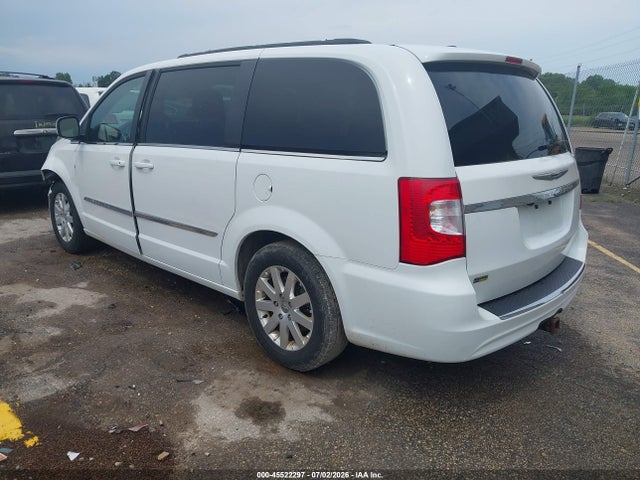 2016 Chrysler Town & Country Touring მანქანა იყიდება აუქციონზე, vin: 2C4RC1BG5GR229336, აუქციონის ნომერი: 45522297