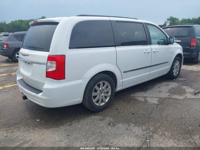 2016 Chrysler Town & Country Touring მანქანა იყიდება აუქციონზე, vin: 2C4RC1BG5GR229336, აუქციონის ნომერი: 45522297