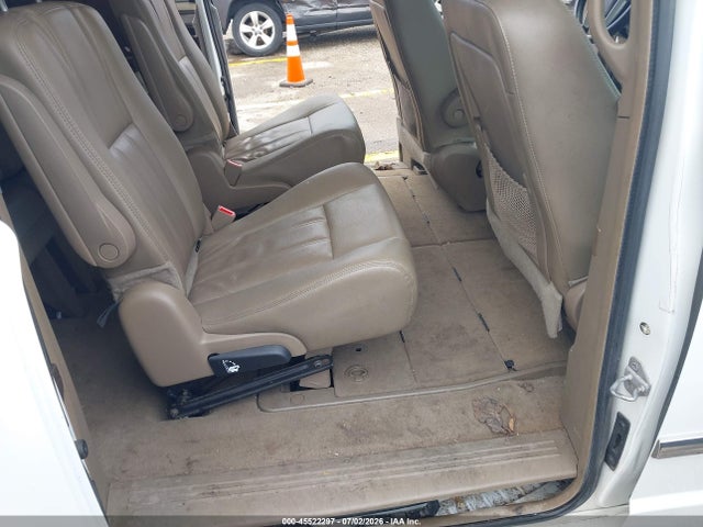 2016 Chrysler Town & Country Touring მანქანა იყიდება აუქციონზე, vin: 2C4RC1BG5GR229336, აუქციონის ნომერი: 45522297