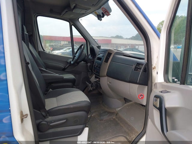 45522347 :رقم المزاد ، WD0PE745885273949 vin ، 2008 Dodge Sprinter Van 2500 مزاد بيع