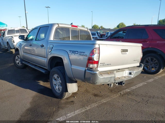 Toyota Tacoma Prerunner V6 2015 3TMJU4GN8FM177130 Image 3