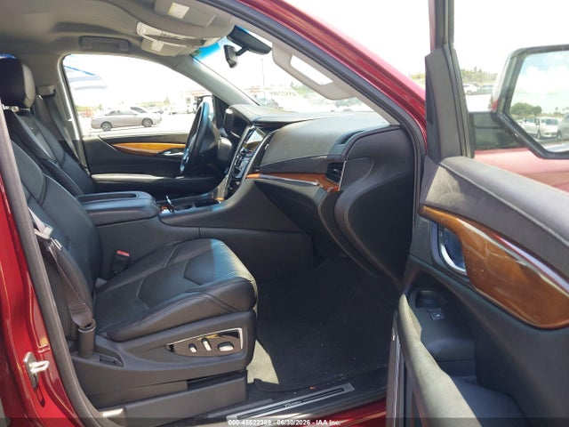 45522389 :رقم المزاد ، 1GYS3AKJ9GR317657 vin ، 2016 Cadillac Escalade Standard مزاد بيع