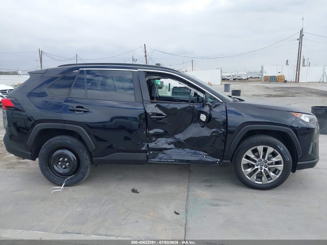 2T3C1RFV5KW054782 Toyota Rav4 Xle Premium