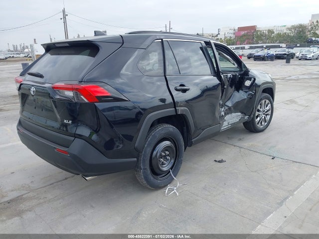 2T3C1RFV5KW054782 Toyota Rav4 Xle Premium