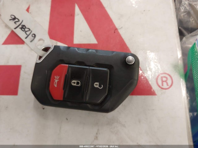 1C4HJXEGXMW776203 Jeep Wrangler Unlimited Sahara Altitude 4x4