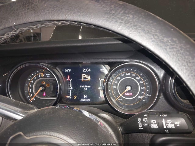 1C4HJXEGXMW776203 Jeep Wrangler Unlimited Sahara Altitude 4x4
