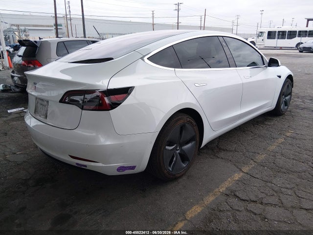 Tesla Model 3 Long Range/mid Range 2018 5YJ3E1EA2JF038743 Image 4