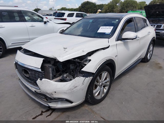 2018 Infiniti Qx30 Premium მანქანა იყიდება აუქციონზე, vin: SJKCH5CP6JA045111, აუქციონის ნომერი: 45522434