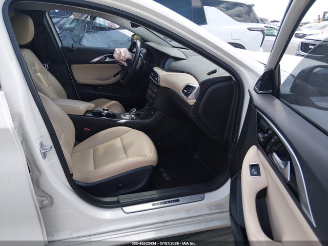 2018 Infiniti Qx30 Premium მანქანა იყიდება აუქციონზე, vin: SJKCH5CP6JA045111, აუქციონის ნომერი: 45522434