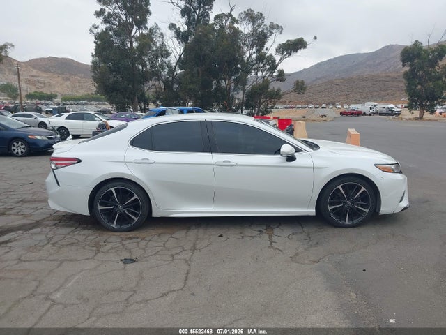 4T1B61HK0JU084751 Toyota CAMRY XSE