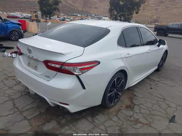 4T1B61HK0JU084751 Toyota CAMRY XSE