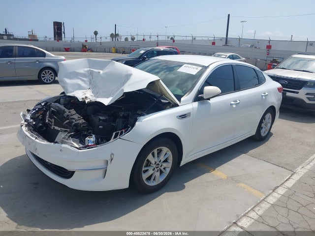 KIA Optima Lx 2016 KNAGT4L37G5101503 Image 2