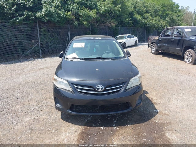 45522482 :رقم المزاد ، 2T1BU4EE2DC955578 vin ، 2013 Toyota Corolla Le مزاد بيع