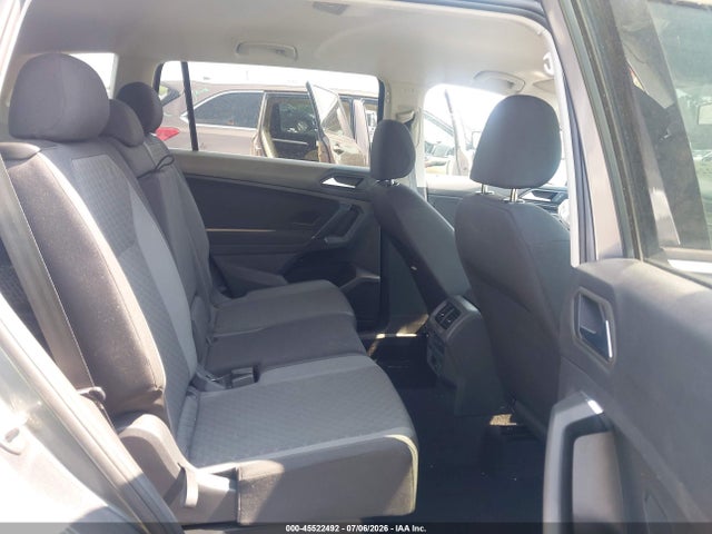 2020 Volkswagen Tiguan 2.0t S მანქანა იყიდება აუქციონზე, vin: 3VV1B7AX0LM008962, აუქციონის ნომერი: 45522492