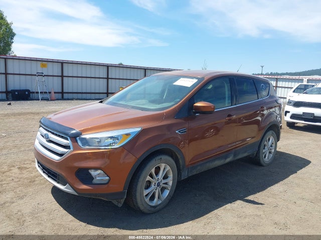 1FMCU9GD4HUB78962 Ford ESCAPE SE