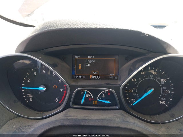 1FMCU9GD4HUB78962 Ford ESCAPE SE