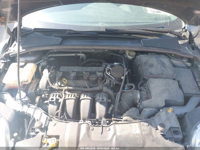 45522530 :رقم المزاد ، 1FADP3F26EL371327 vin ، 2014 Ford Focus Se مزاد بيع