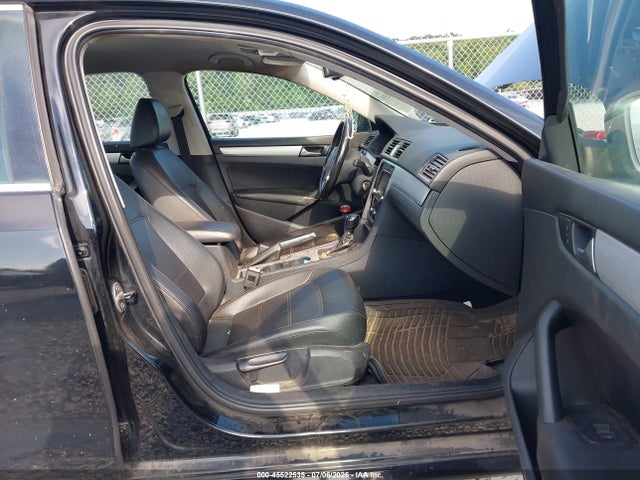 Продаж на аукціоні авто 2013 Volkswagen Passat 2.5l Se, vin: 1VWBP7A33DC141300, номер лоту: 45522535