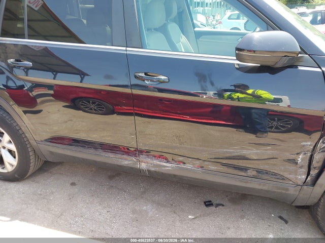 Продажа на аукционе авто 2019 Volkswagen Atlas 3.6l V6 Se, vin: 1V2DR2CAXKC566965, номер лота: 45522537
