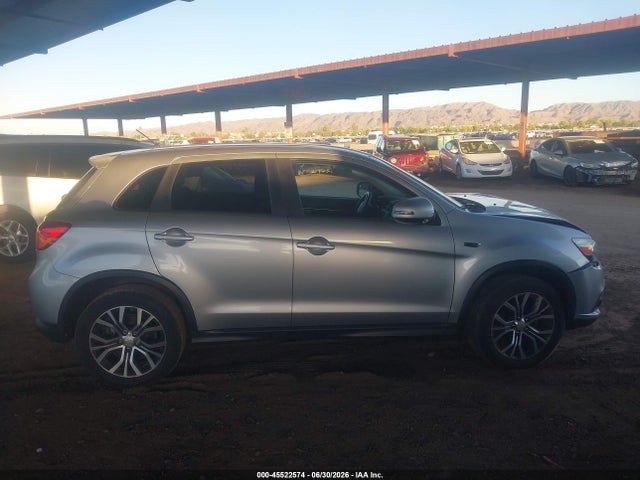JA4AP3AU1GZ048139 Mitsubishi Outlander Sport 2.0 Es
