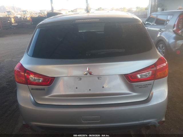 JA4AP3AU1GZ048139 Mitsubishi Outlander Sport 2.0 Es