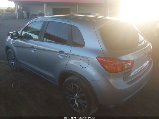 JA4AP3AU1GZ048139 Mitsubishi Outlander Sport 2.0 Es
