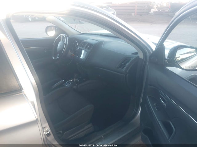 JA4AP3AU1GZ048139 Mitsubishi Outlander Sport 2.0 Es
