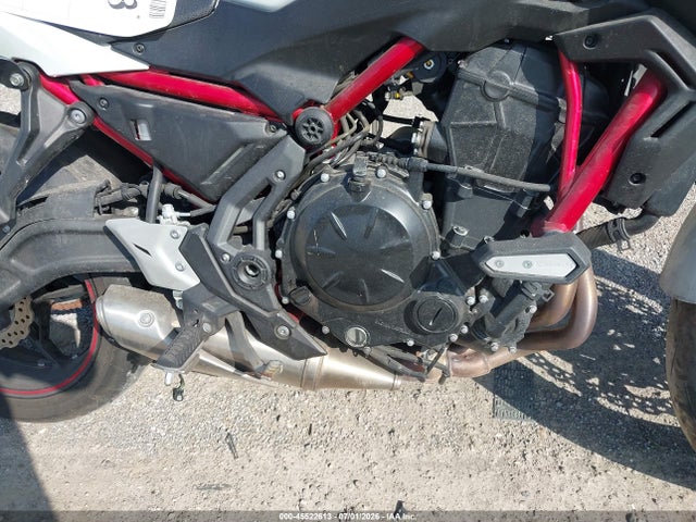 Kawasaki Er650 K 2022 ML5EREK14NDA58284 Image 8