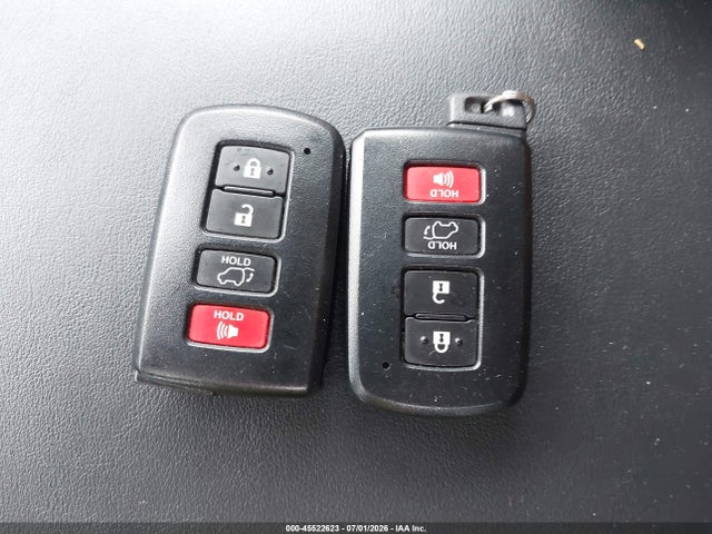 2T3YFREV6HW386425 Toyota Rav4 Platinum