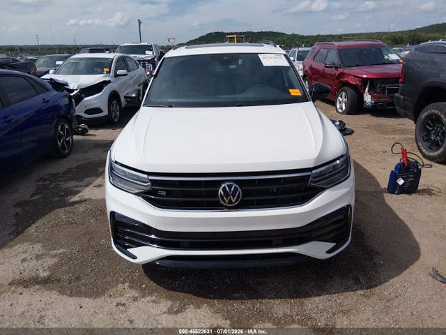 Продаж на аукціоні авто 2022 Volkswagen Tiguan 2.0t Se R-line Black, vin: 3VVCB7AX0NM044470, номер лоту: 45522631