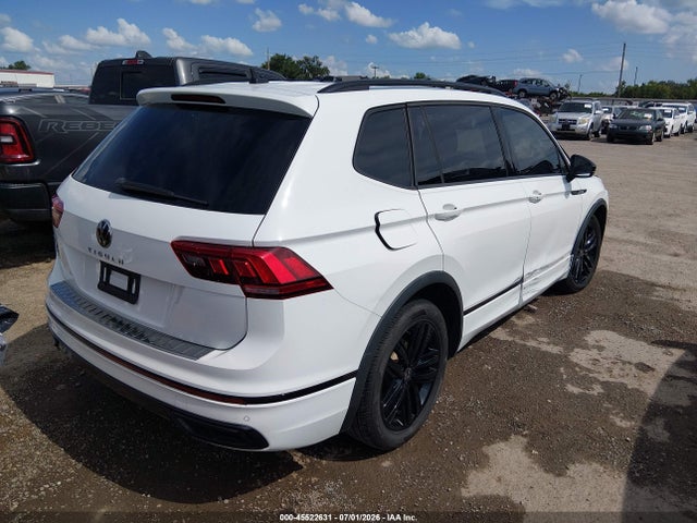 Продаж на аукціоні авто 2022 Volkswagen Tiguan 2.0t Se R-line Black, vin: 3VVCB7AX0NM044470, номер лоту: 45522631