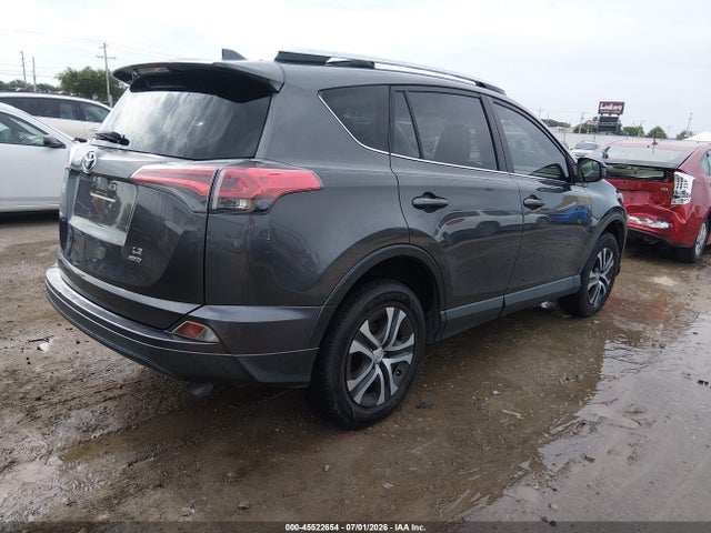 Toyota RAV4 LE 2016 JTMBFREV1GJ072362 Image 4