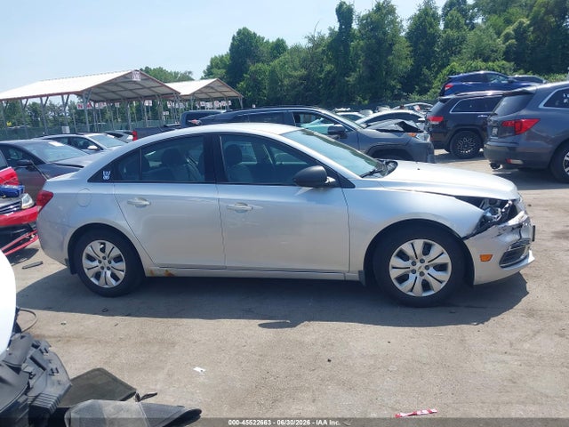 Продаж на аукціоні авто 2015 Chevrolet Cruze Ls Auto, vin: 1G1PA5SG9F7149227, номер лоту: 45522663
