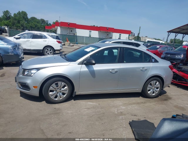 Продаж на аукціоні авто 2015 Chevrolet Cruze Ls Auto, vin: 1G1PA5SG9F7149227, номер лоту: 45522663