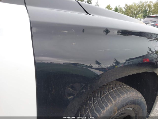 1GNSK2EC1FR704558 Chevrolet Tahoe Commercial Fleet