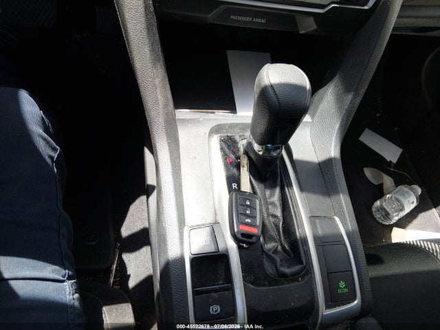 Honda Civic Lx 2018 2HGFC2F51JH553772 Image 11