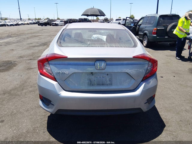 Honda Civic Lx 2018 2HGFC2F51JH553772 Image 16
