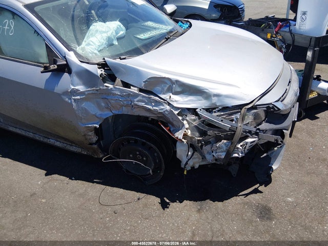 Honda Civic Lx 2018 2HGFC2F51JH553772 Image 17