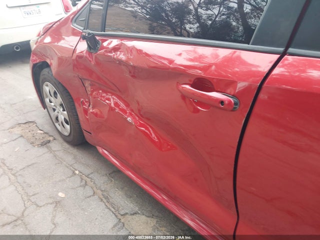 Toyota COROLLA LE 2020 5YFEPRAE5LP038852 Image 17