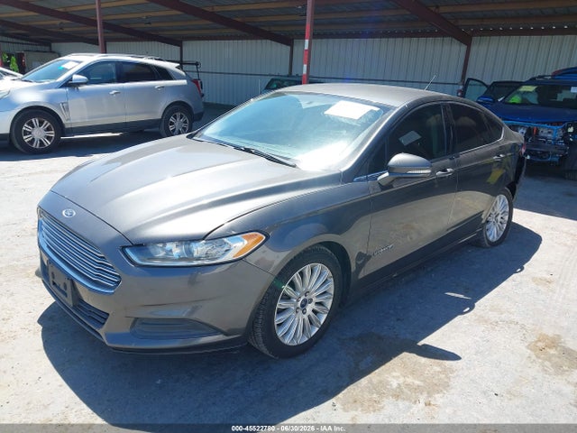 3FA6P0LU2GR157632 Ford Fusion Hybrid Se